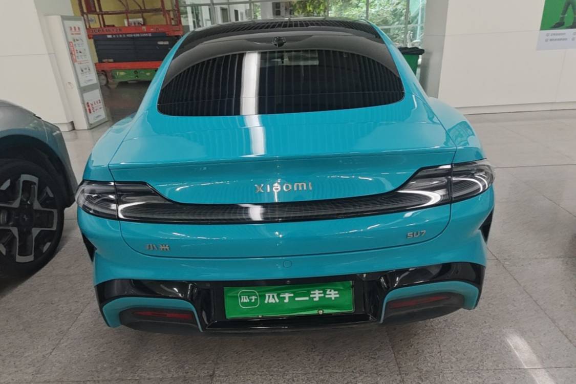 MI SU7 2025 car image #6