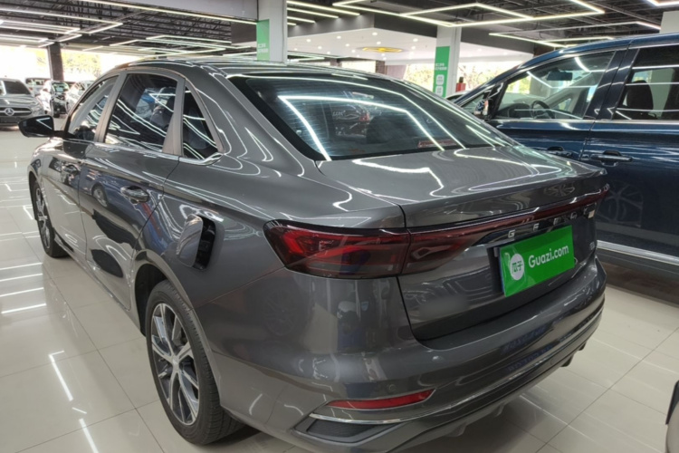 GEELY Emgrand 2023 изображение автомобиля #5