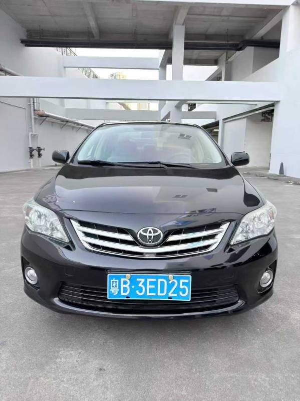 Toyota Corolla 2013 Toyota Corolla 2013 car image