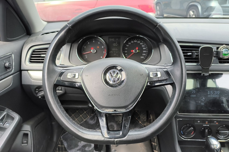Volkswagen Lavida 2017 #11 Volkswagen Lavida 2017 car image #11