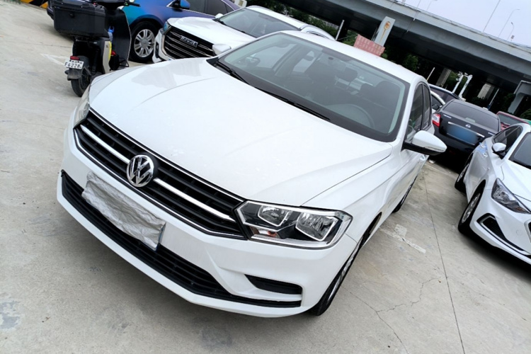 Volkswagen Bora 2021 car image #2