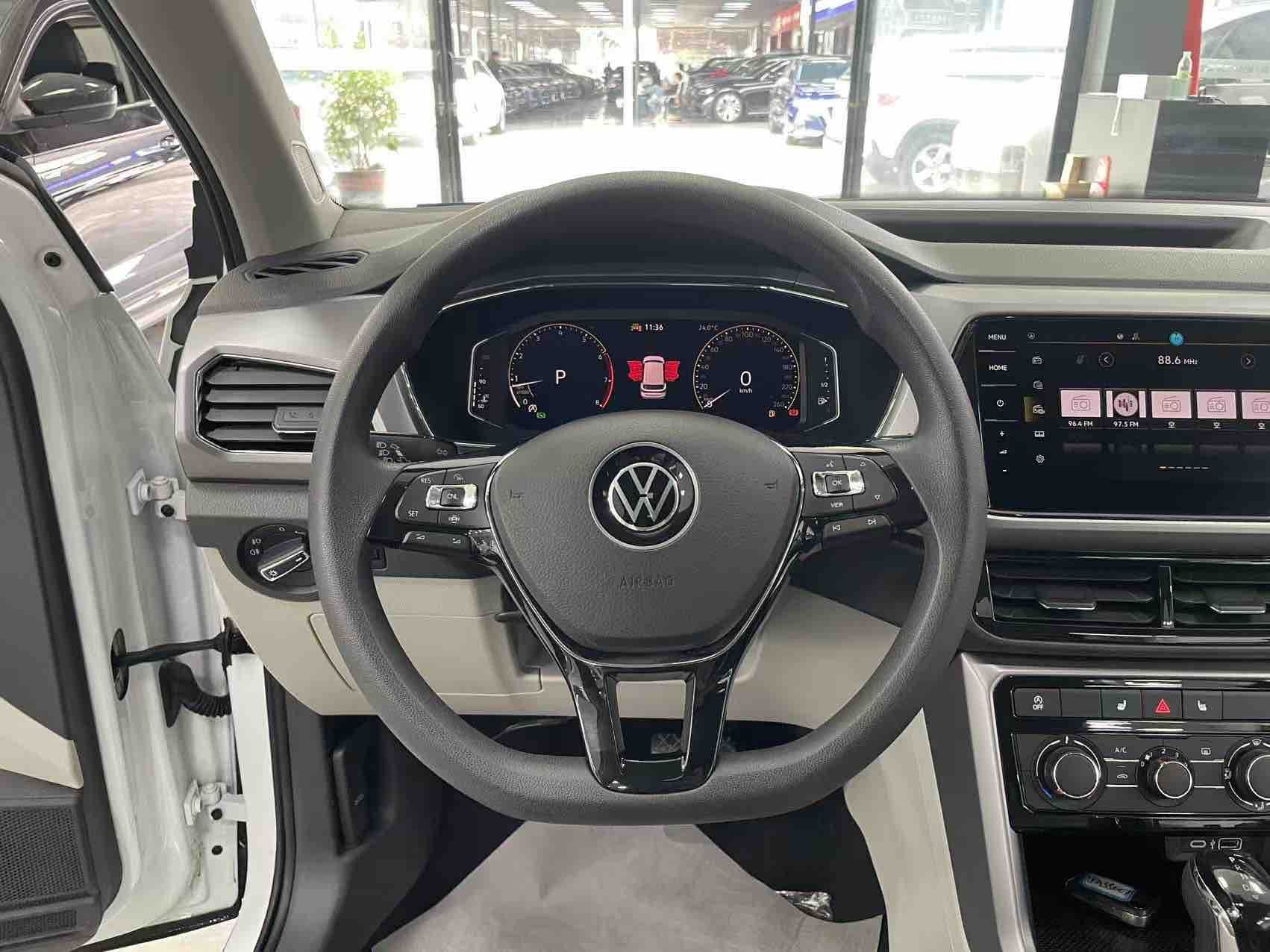 Volkswagen T-Cross 2022 #6 Volkswagen T-Cross 2022 car image #6