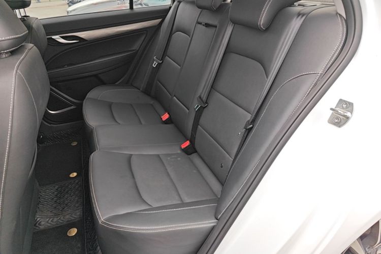 GEELY Emgrand 2020 #17 GEELY Emgrand 2020 car image #17