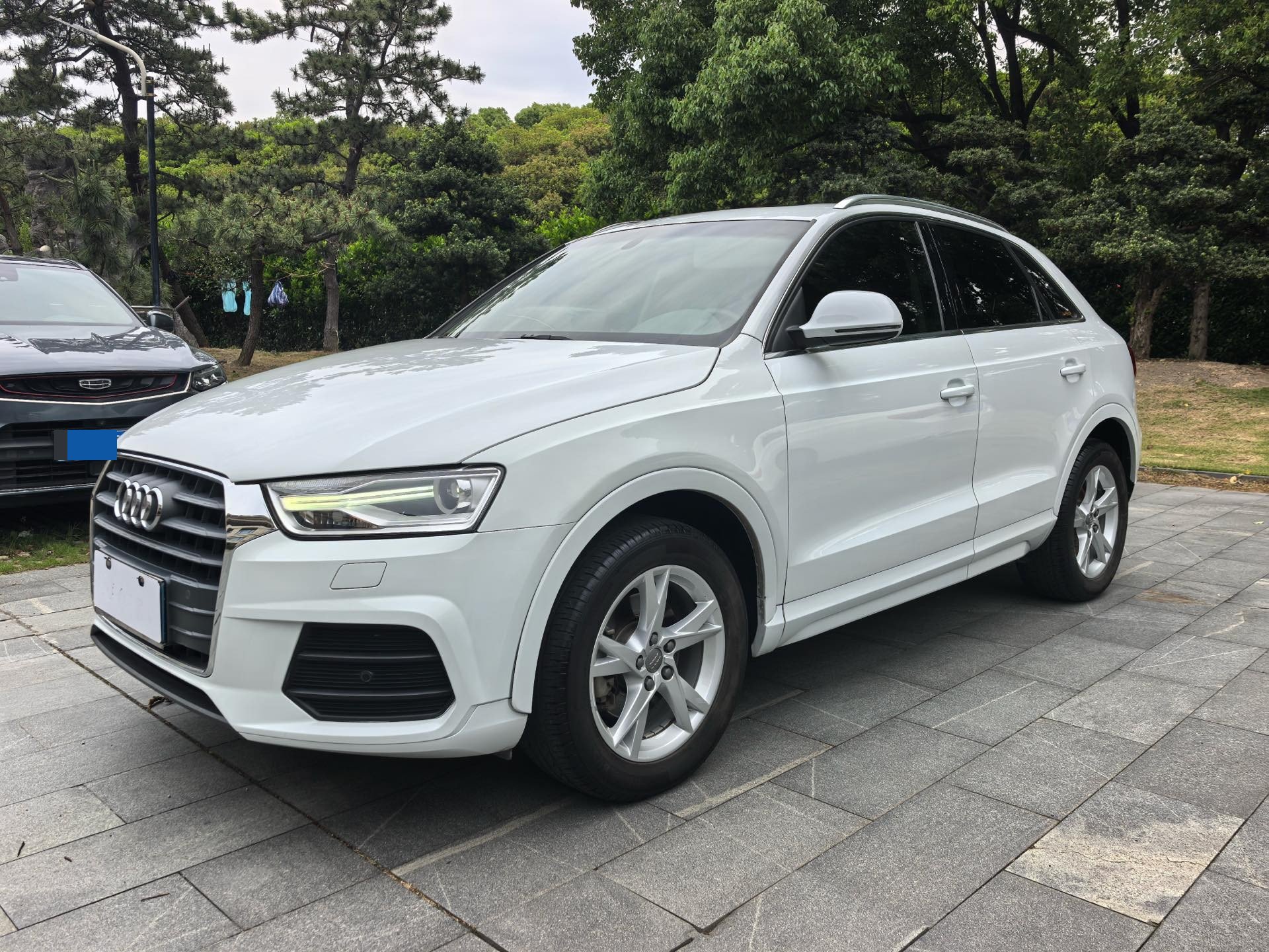 2017 2017 car image