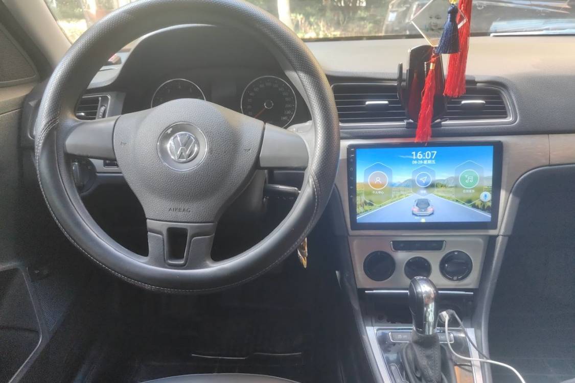 Volkswagen Lavida 2014 car image #21