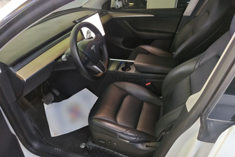 Tesla Model Y 2021 #15 Tesla Model Y 2021 car image #15