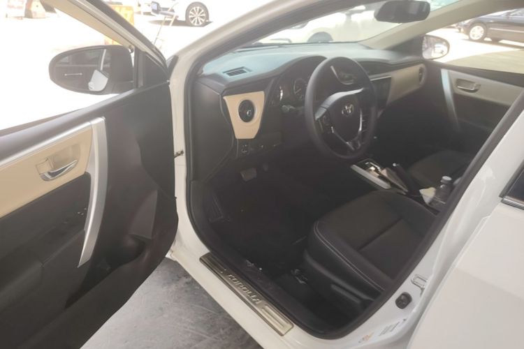 Toyota Corolla 2017 #16 Toyota Corolla 2017 car image #16