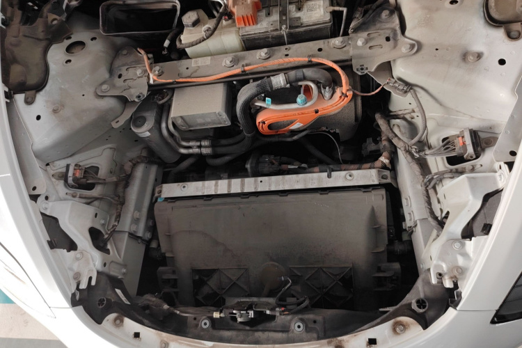 Tesla Model 3 2021 car image #20