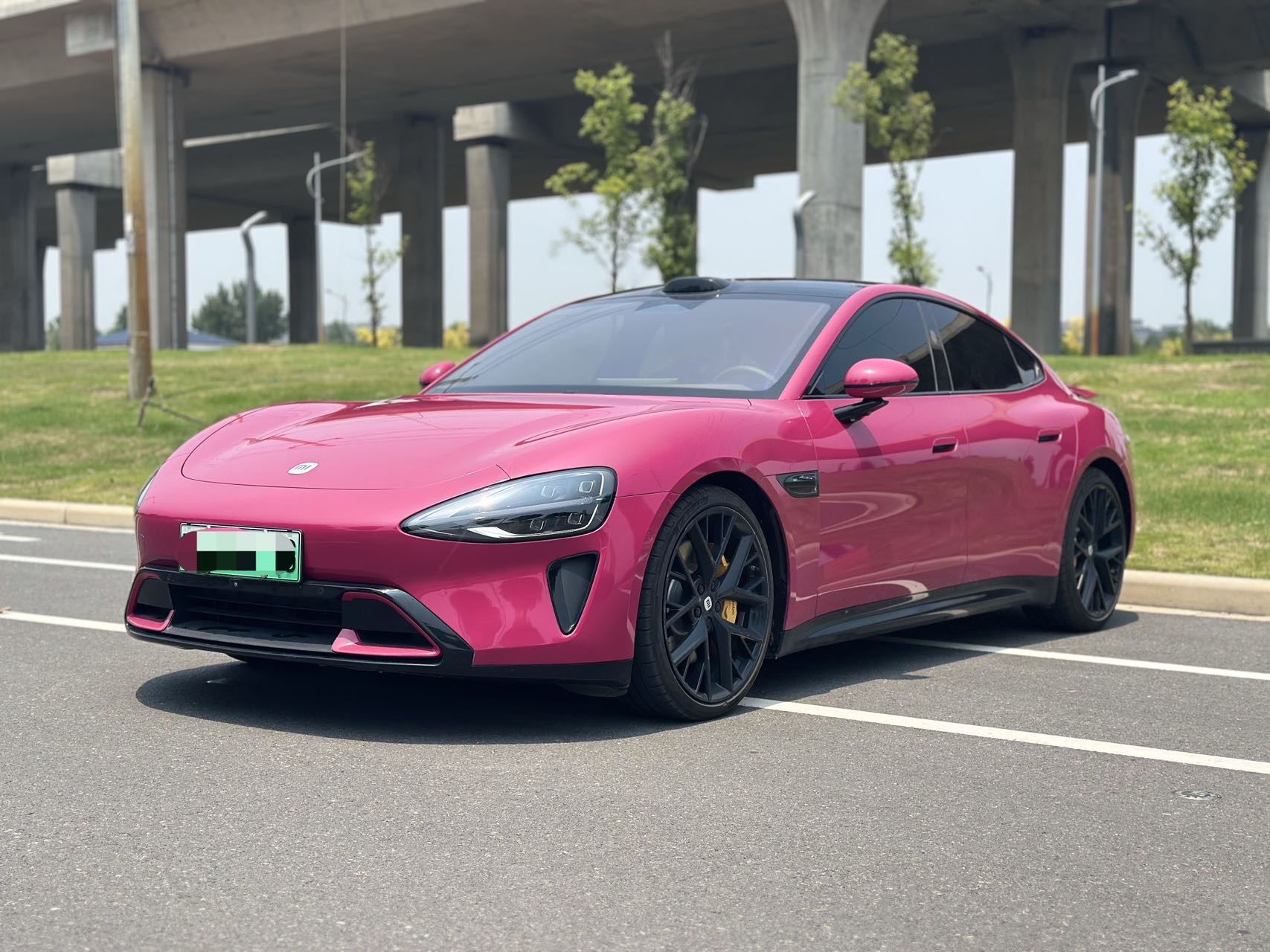 MI SU7 2025 car image 