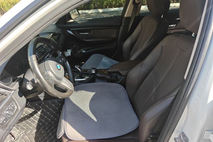 BMW 3 Series 2019 #17 BMW 3 Series 2019 immagine di auto #17