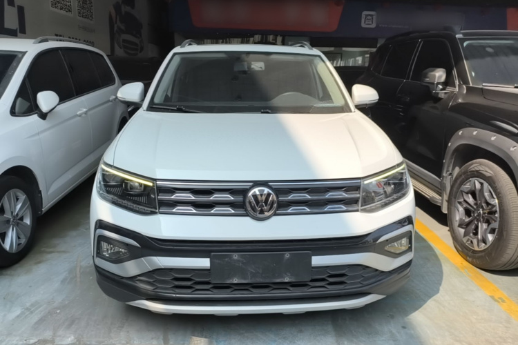 Volkswagen T-Cross 2020 #3 Volkswagen T-Cross 2020 car image #3