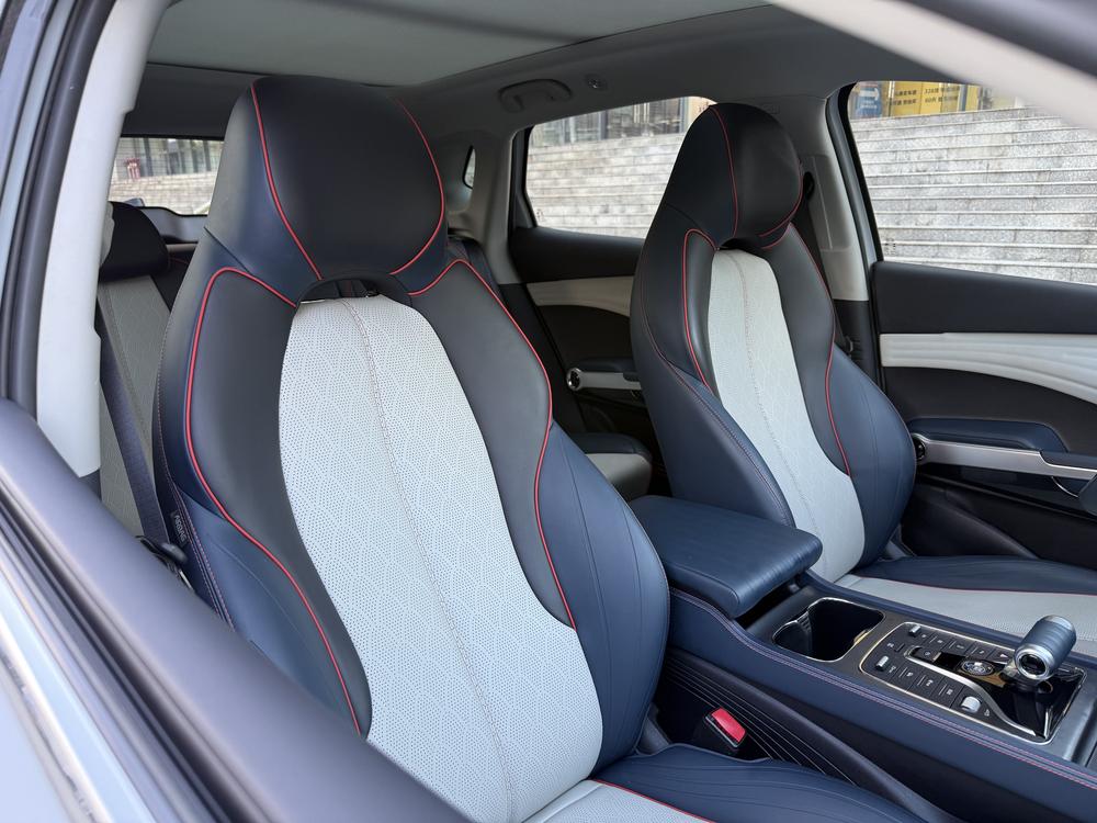 BYD Yuan Plus 2023 صورة سيارة #15