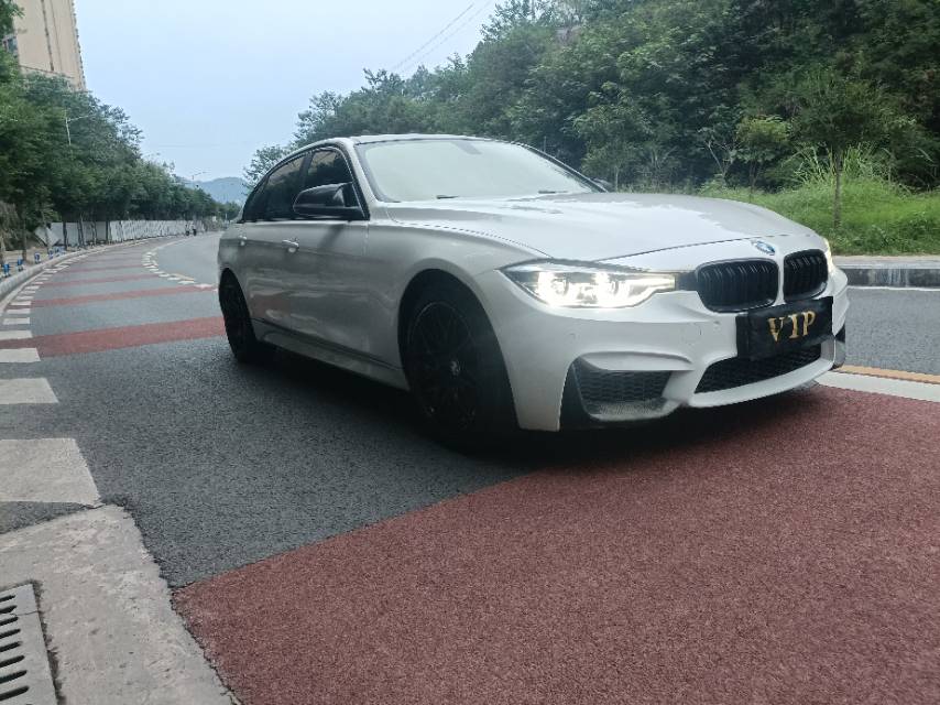 BMW 3 Series 2019 #3 BMW 3 Series 2019 car image #3