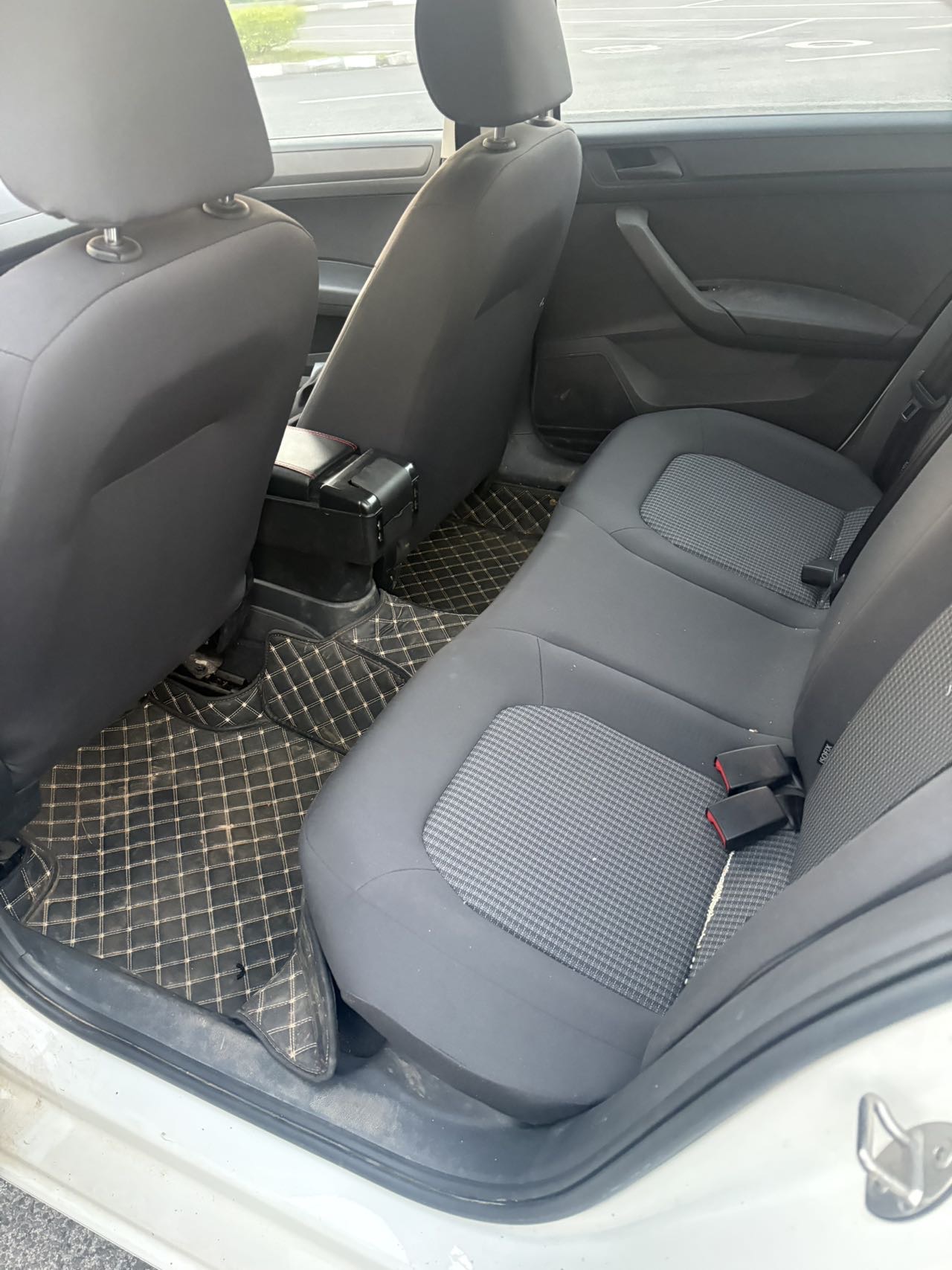 Volkswagen Santana 2023 car image #6