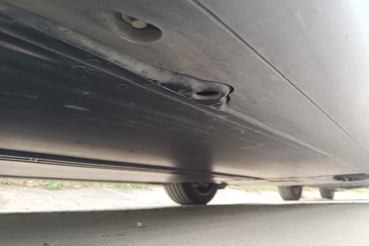 Tesla Model Y 2025 car image #20