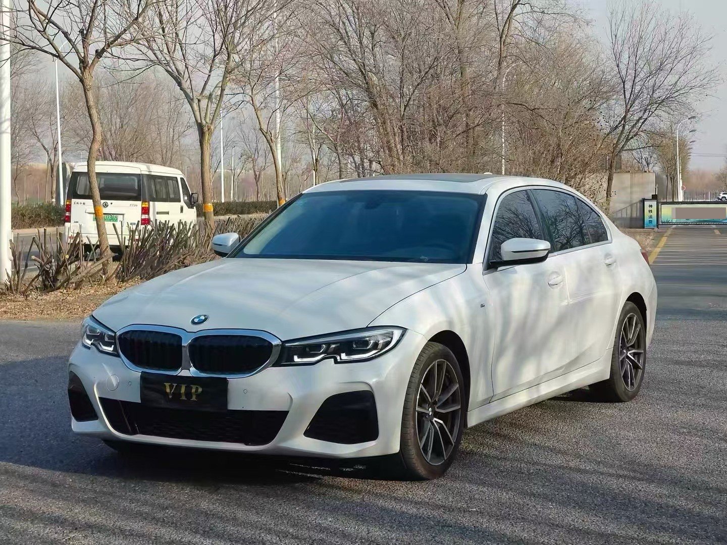 BMW 3 Series 2022 BMW 3 Series 2022 car image
