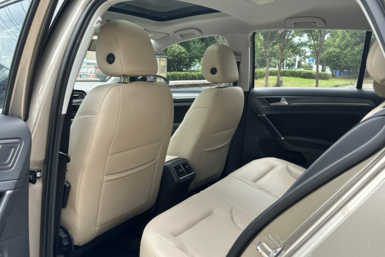 Volkswagen Golf 2017 #11 Volkswagen Golf 2017 car image #11