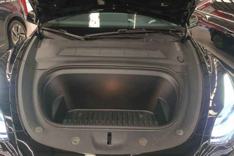 Tesla Model Y 2023 #20 Tesla Model Y 2023 car image #20