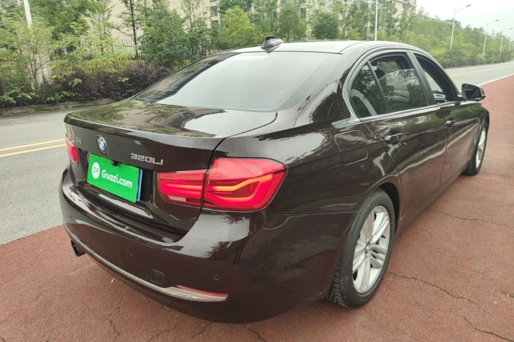 BMW 3 Series 2017 #7 BMW 3 Series 2017 car image #7