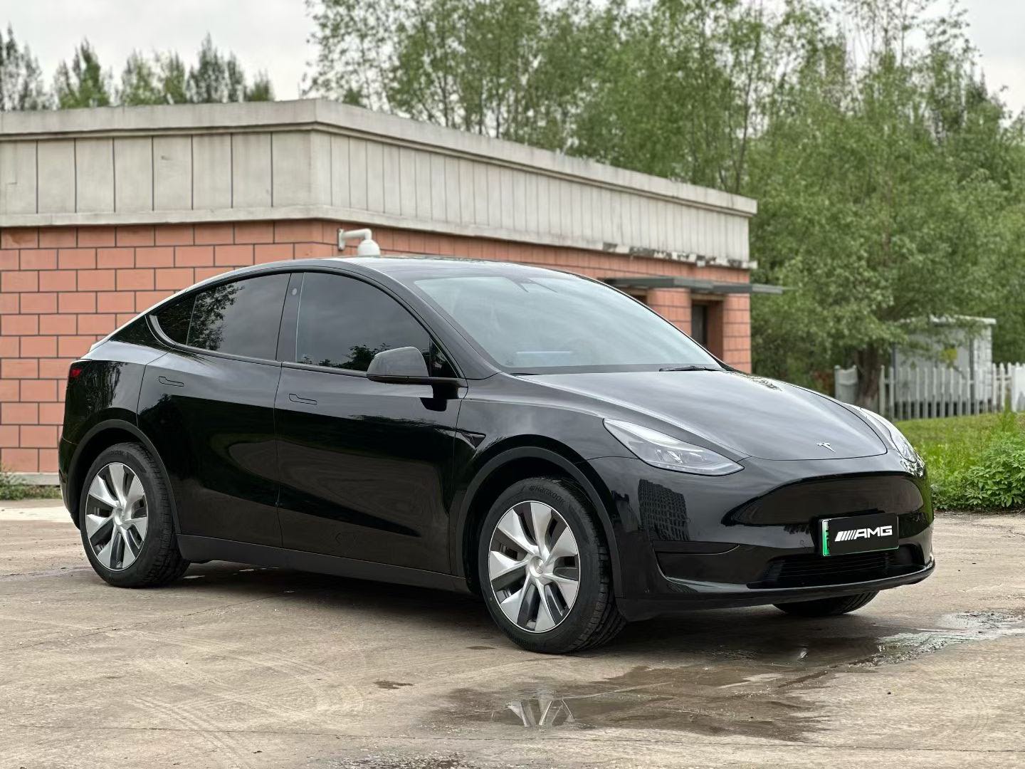 Tesla Model Y 2022 #3 Tesla Model Y 2022 car image #3