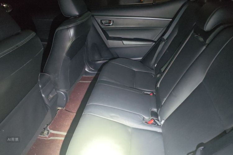Toyota Corolla 2014 immagine di auto #19