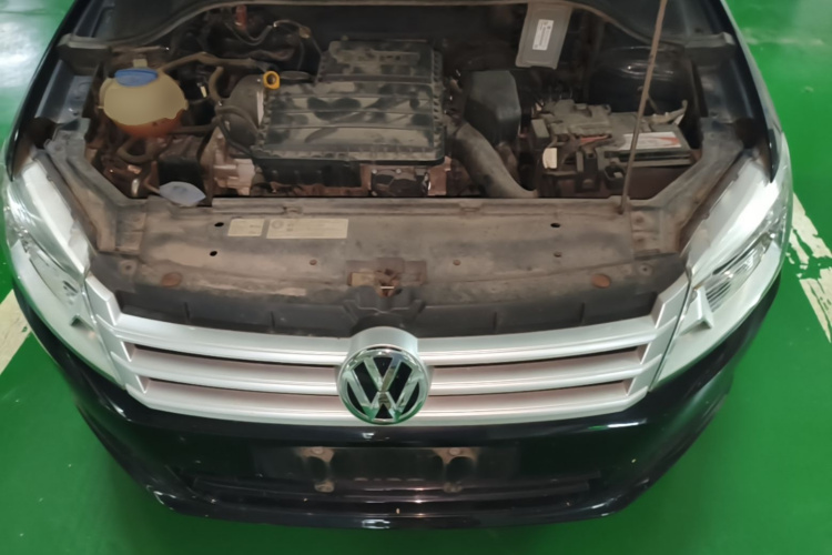 Volkswagen Santana 2015 car image #22