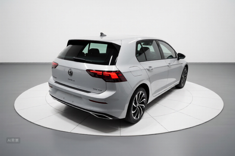 Volkswagen Golf 2023 car image #7