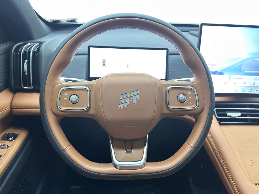 Jetour X70L 2025 car image #16