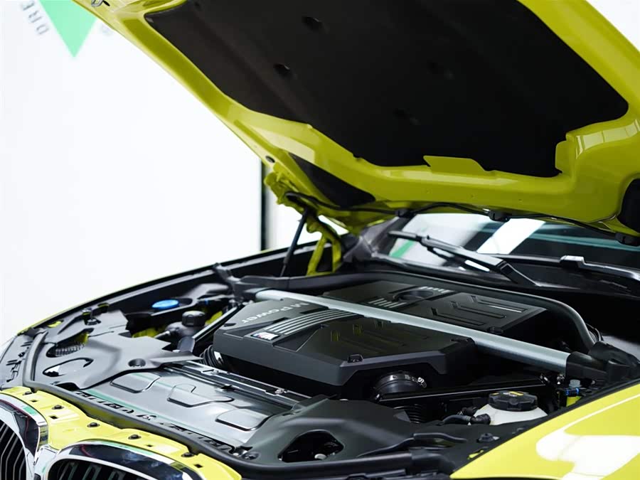 BMW X4 M 2022 immagine di auto #59