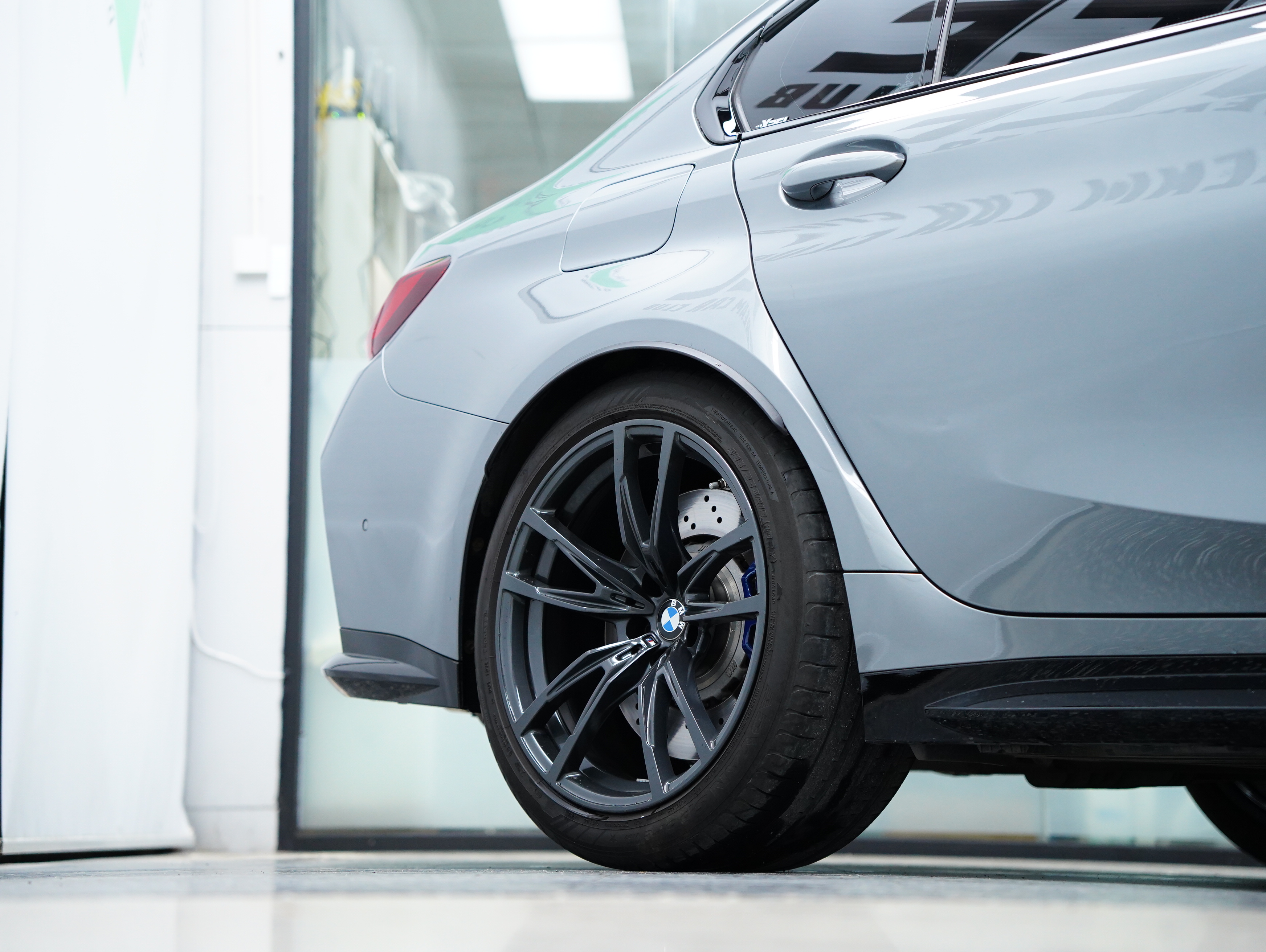 BMW M3 2024 imagen de coche #59