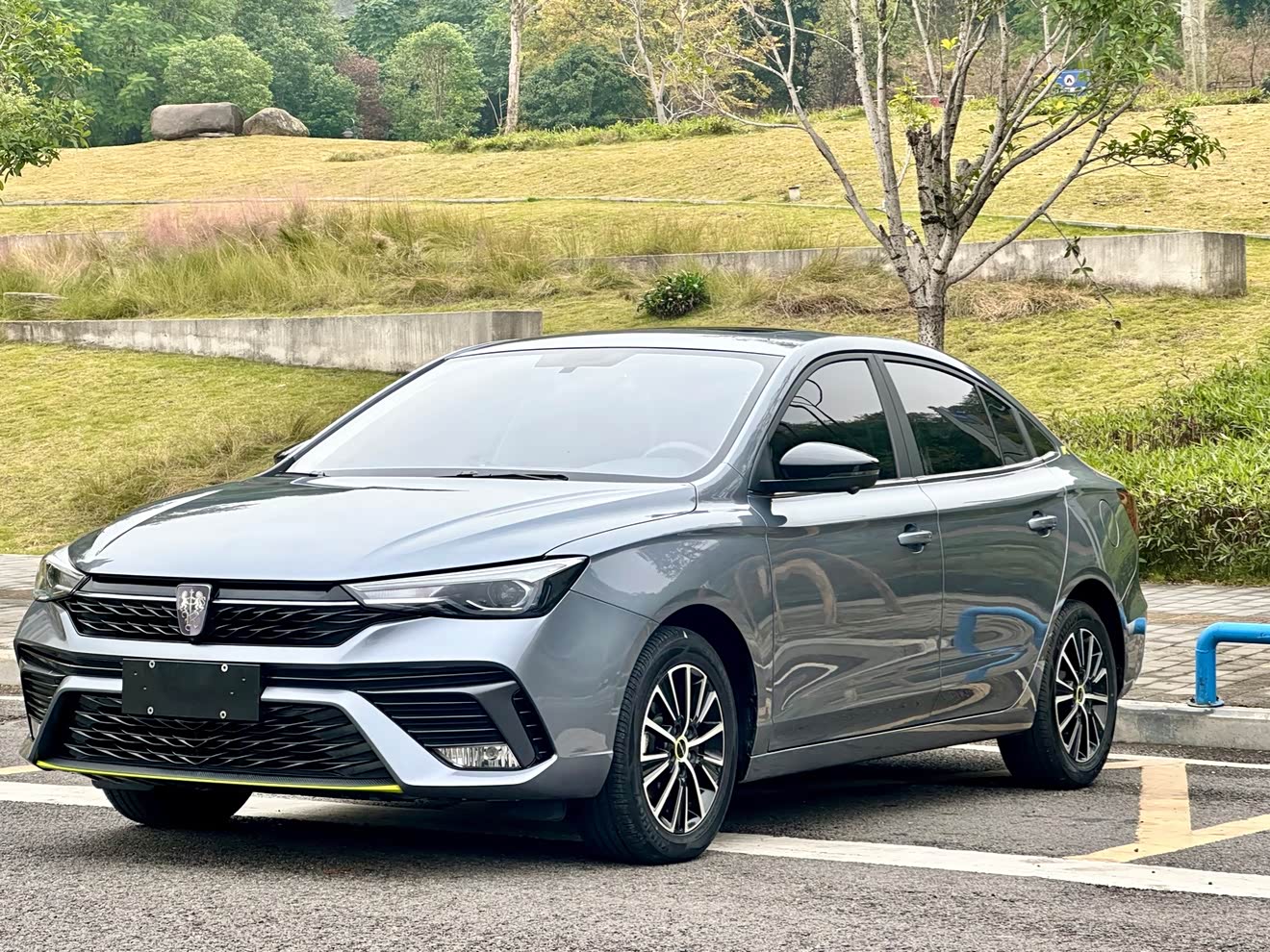 荣威 荣威i5 2022 汽车图片 