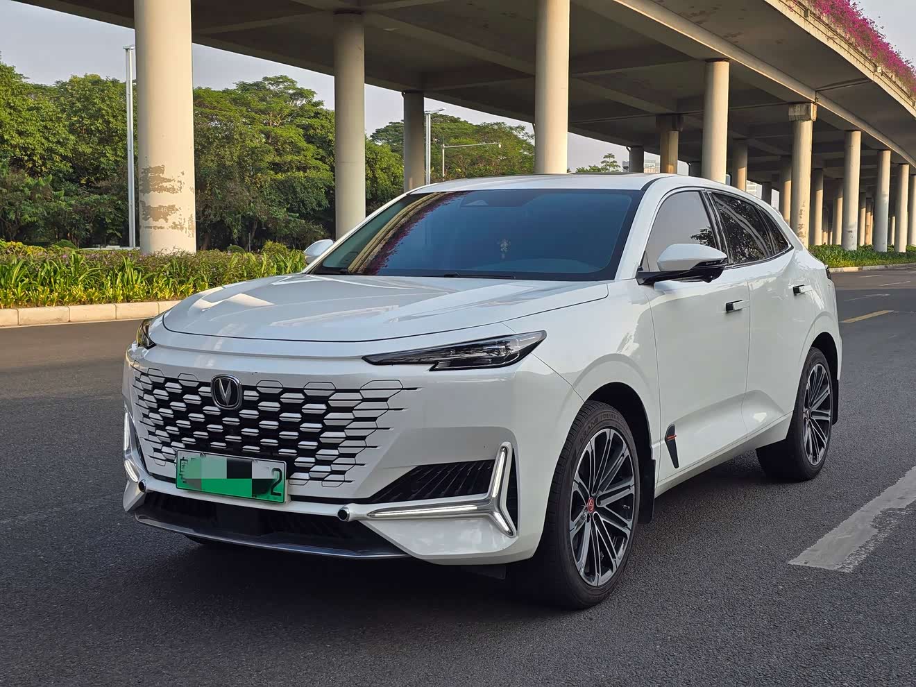 Changan UNI-K iDD 2022 car image 