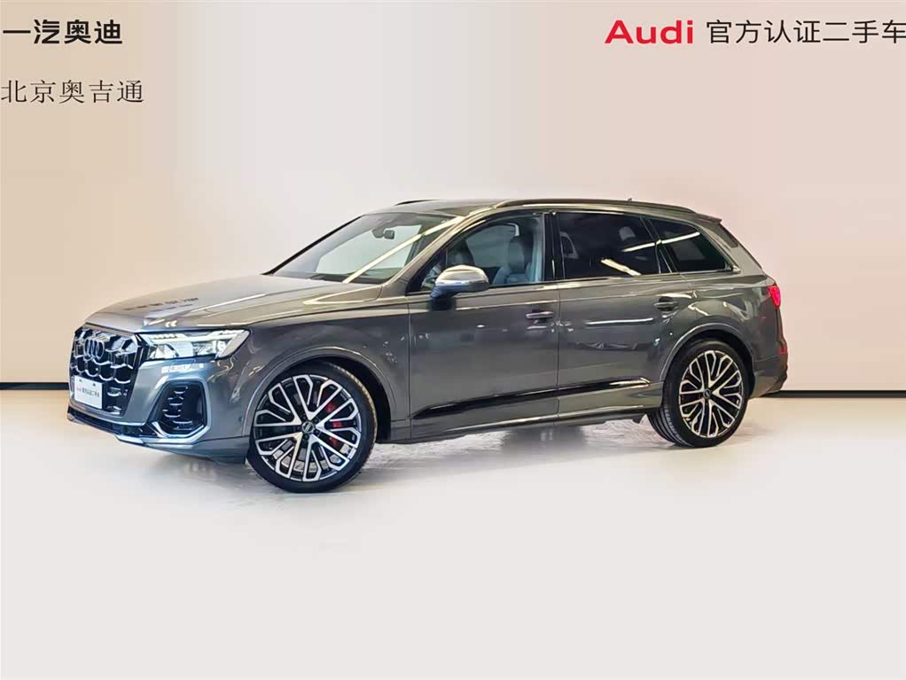 Audi SQ7 2024 car image 