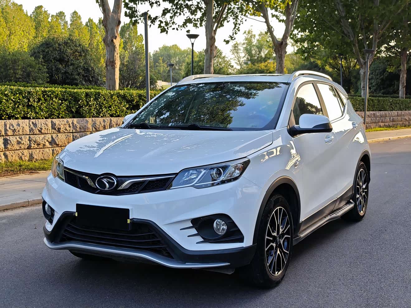 Soueast DX3 2018 Soueast DX3 2018 imagen de coche