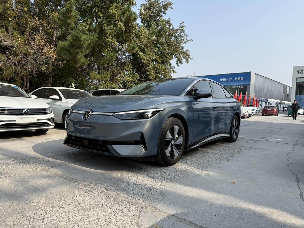 Volkswagen ID.7 Vizzion 2024 immagine di auto 