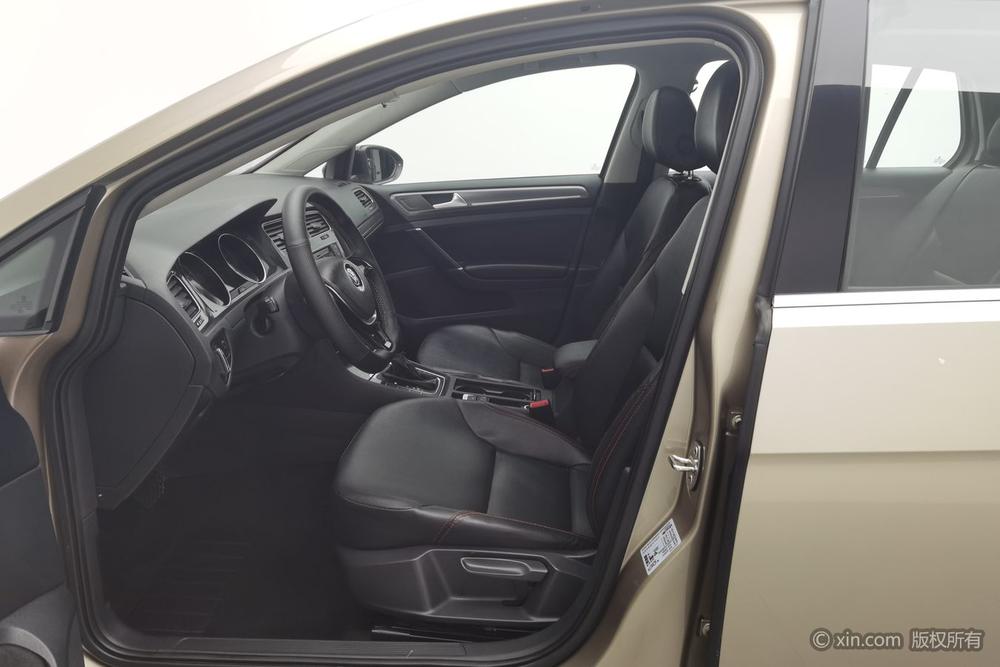 Volkswagen Golf 2017 car image #17