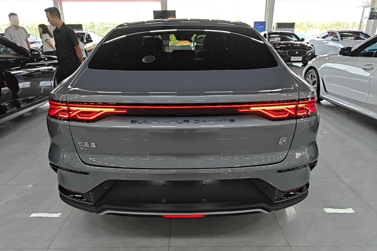 BYD Han 2024 #4 BYD Han 2024 car image #4