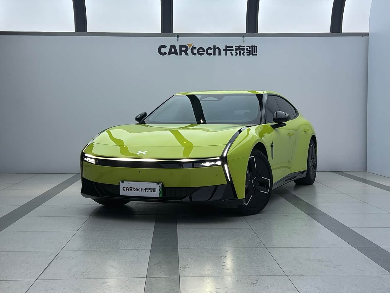 Xpeng P7 2025 immagine di auto 