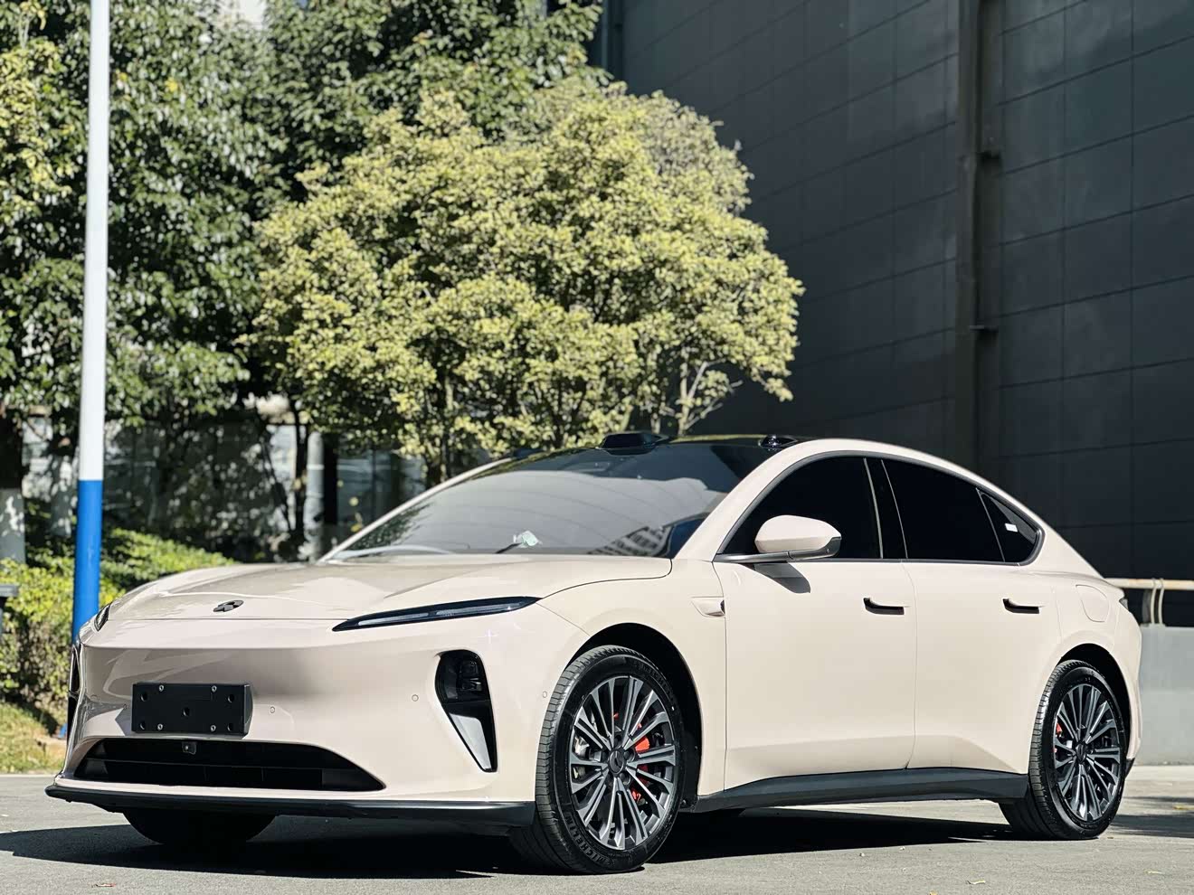 NIO ET5 2023 NIO ET5 2023 car image