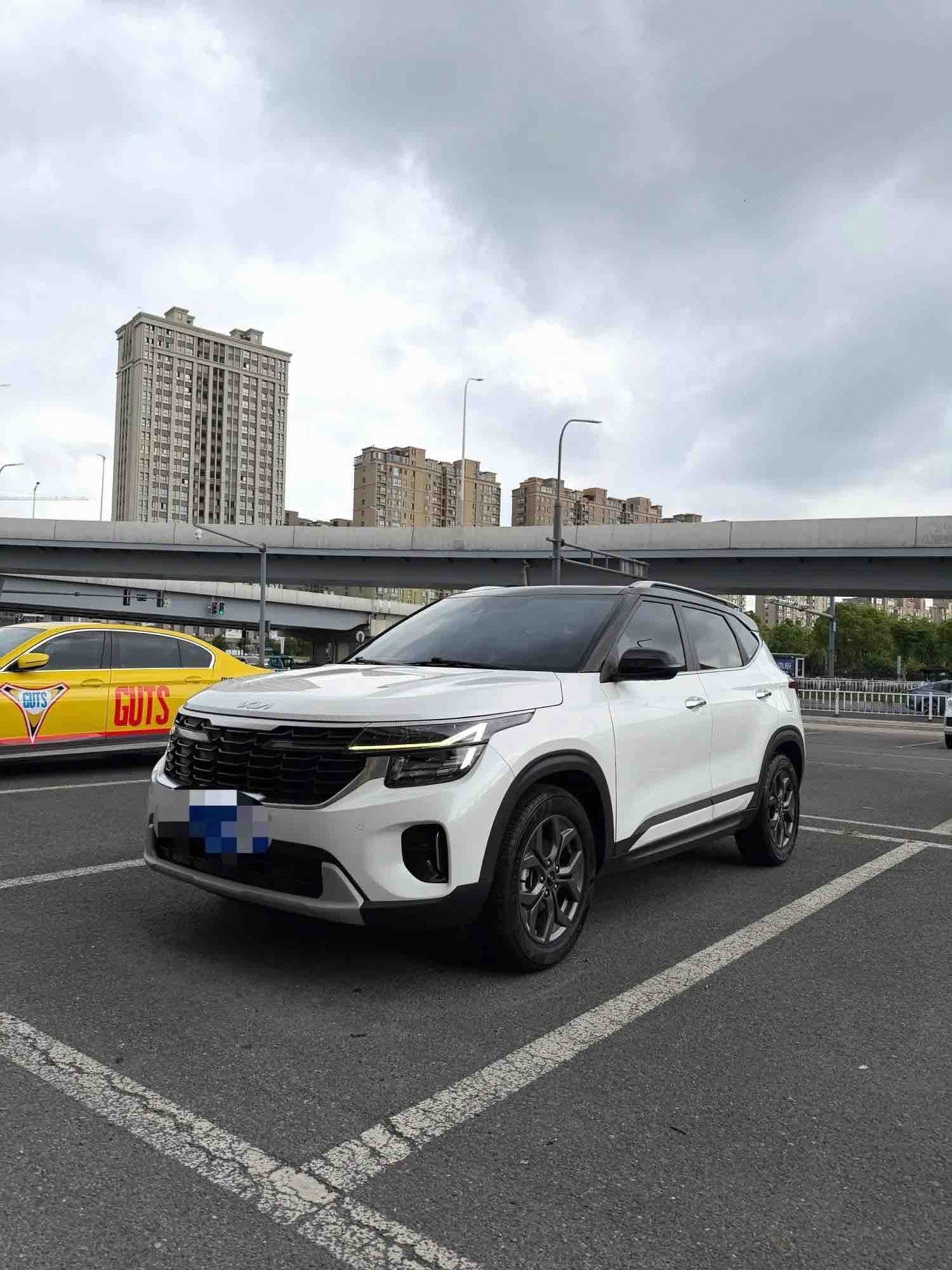 Kia Seltos 2023 Kia Seltos 2023 immagine di auto