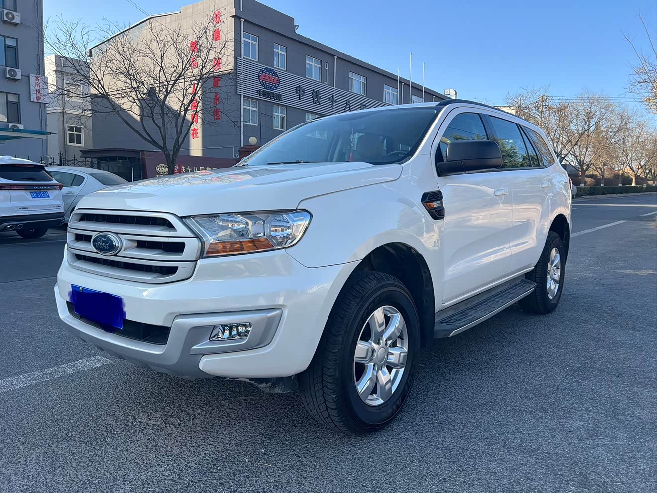 Ford Everest 2018 صورة سيارة 