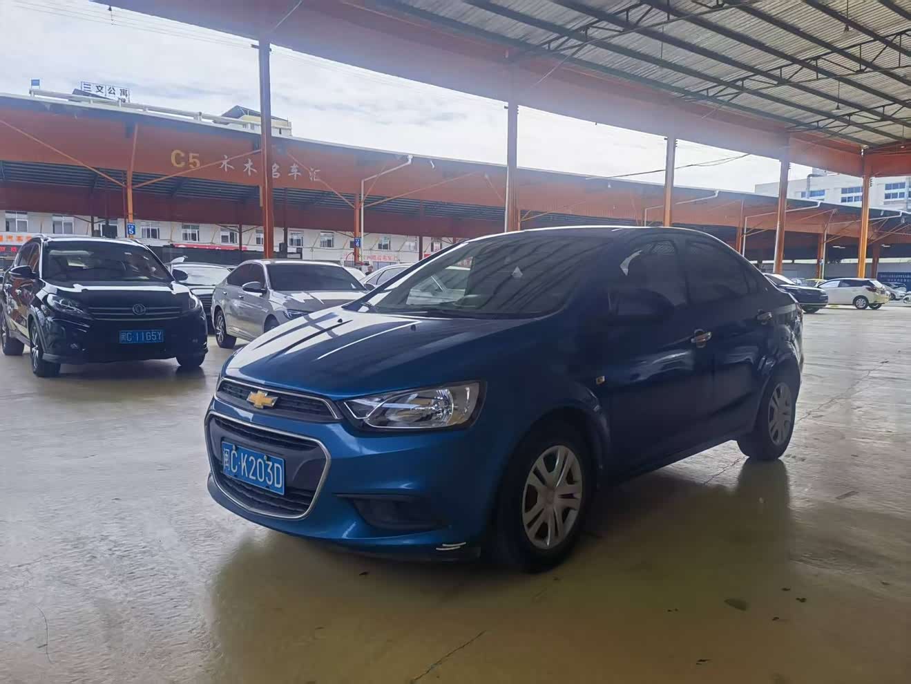 Chevrolet Aveo 2015 Chevrolet Aveo 2015 汽车图片