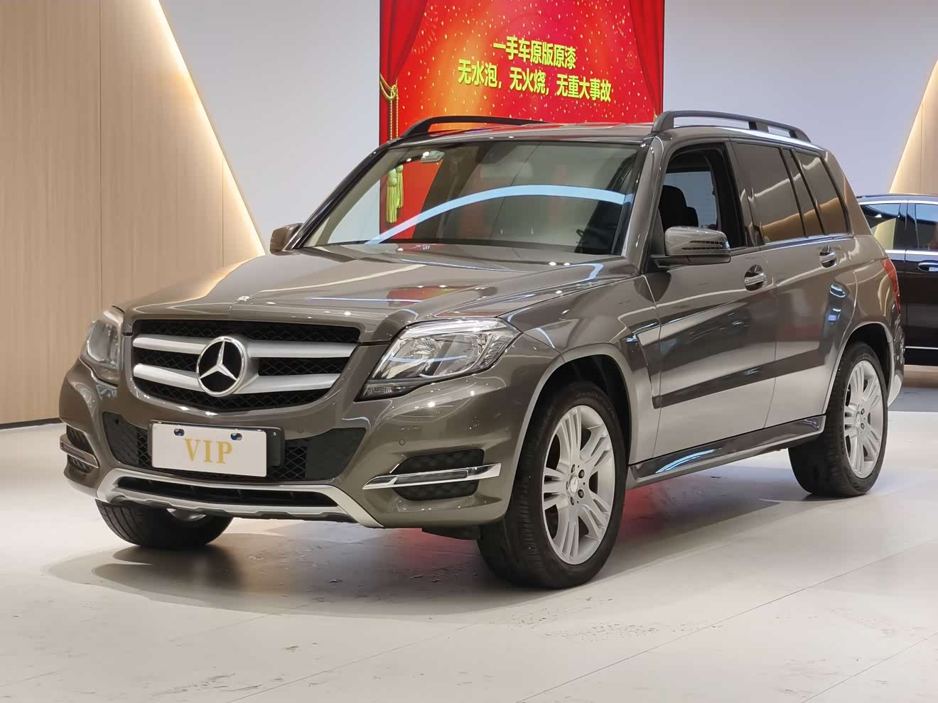 Mercedes-Benz GLK Class 2013 Mercedes-Benz GLK Class 2013 car image