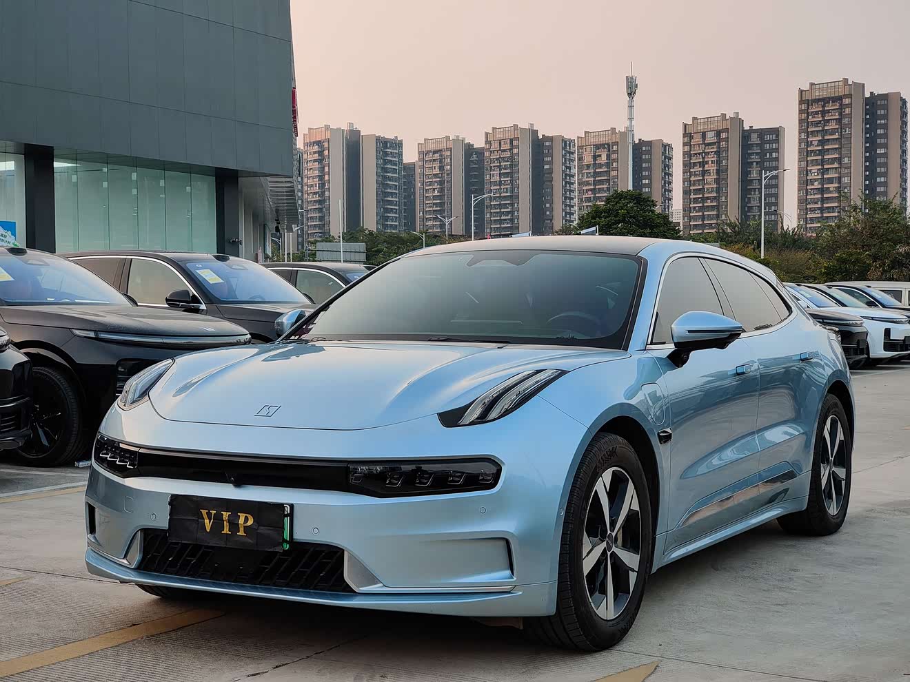 极氪 极氪001 2023 汽车图片 