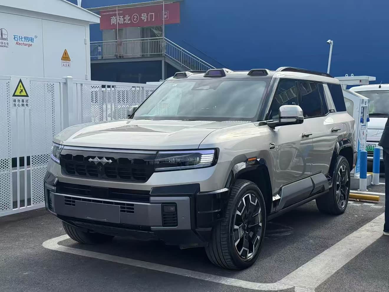 FangChengBao Leopard 8 2024 car image 