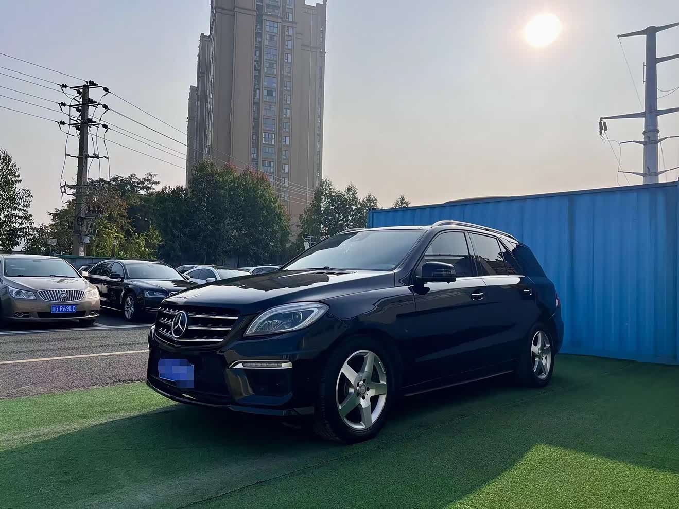 Mercedes-Benz M Class 2013 car image 