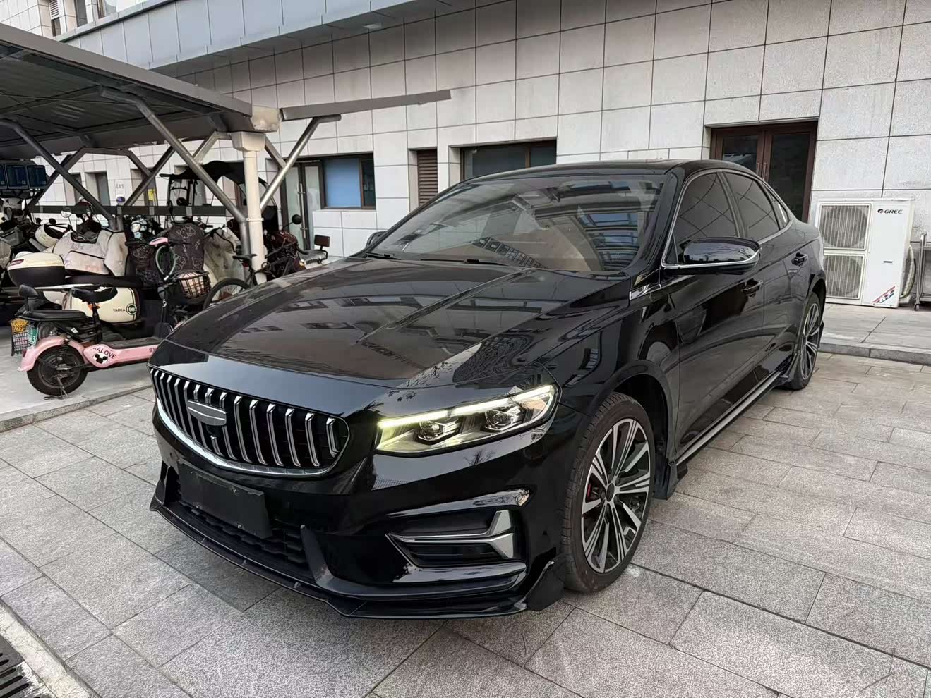 GEELY Preface 2024 GEELY Preface 2024 car image