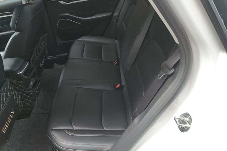 GEELY Emgrand 2024 #13 GEELY Emgrand 2024 car image #13