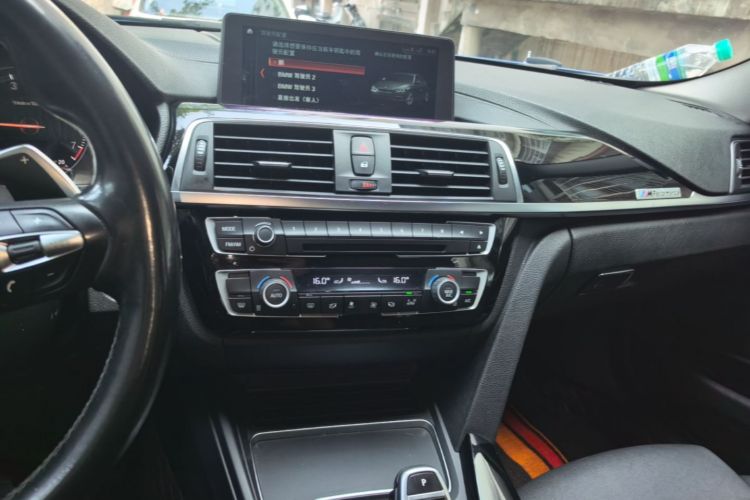 BMW 3 Series 2018 #13 BMW 3 Series 2018 car image #13