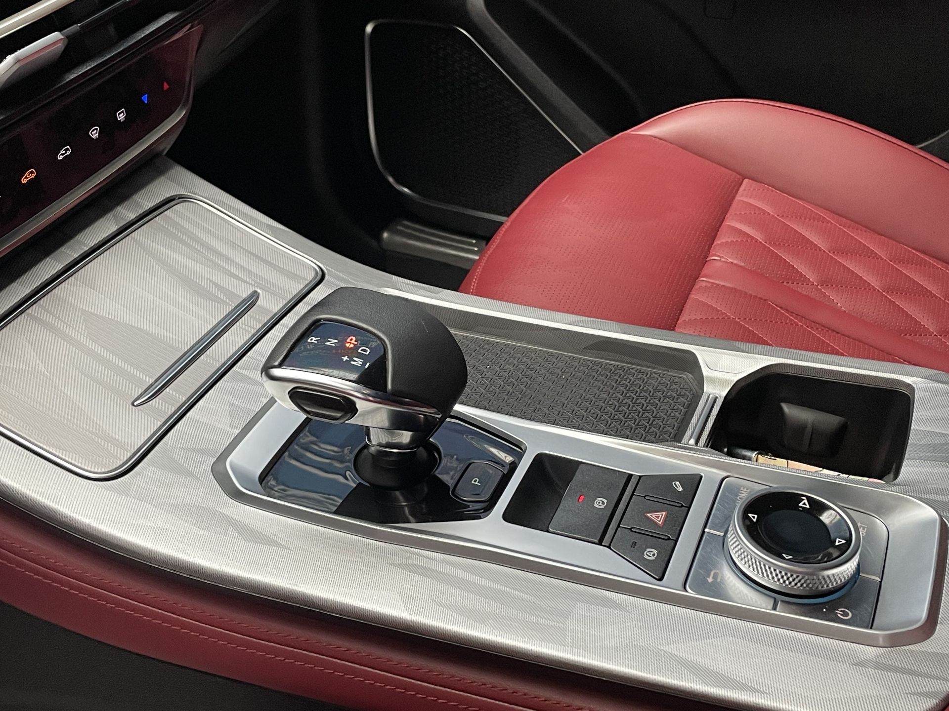 Jetour X70 PLUS 2023 #5 Jetour X70 PLUS 2023 изображение автомобиля #5